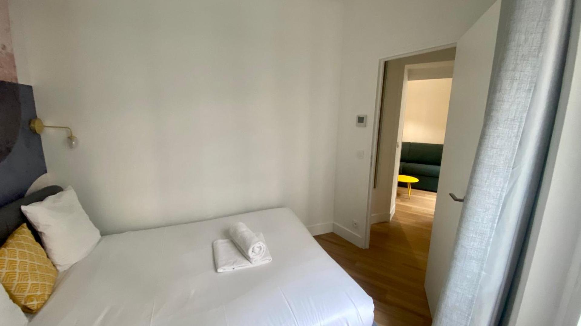 Appartement Lumineux Proche Saint-Lazare - 8P Париж Экстерьер фото