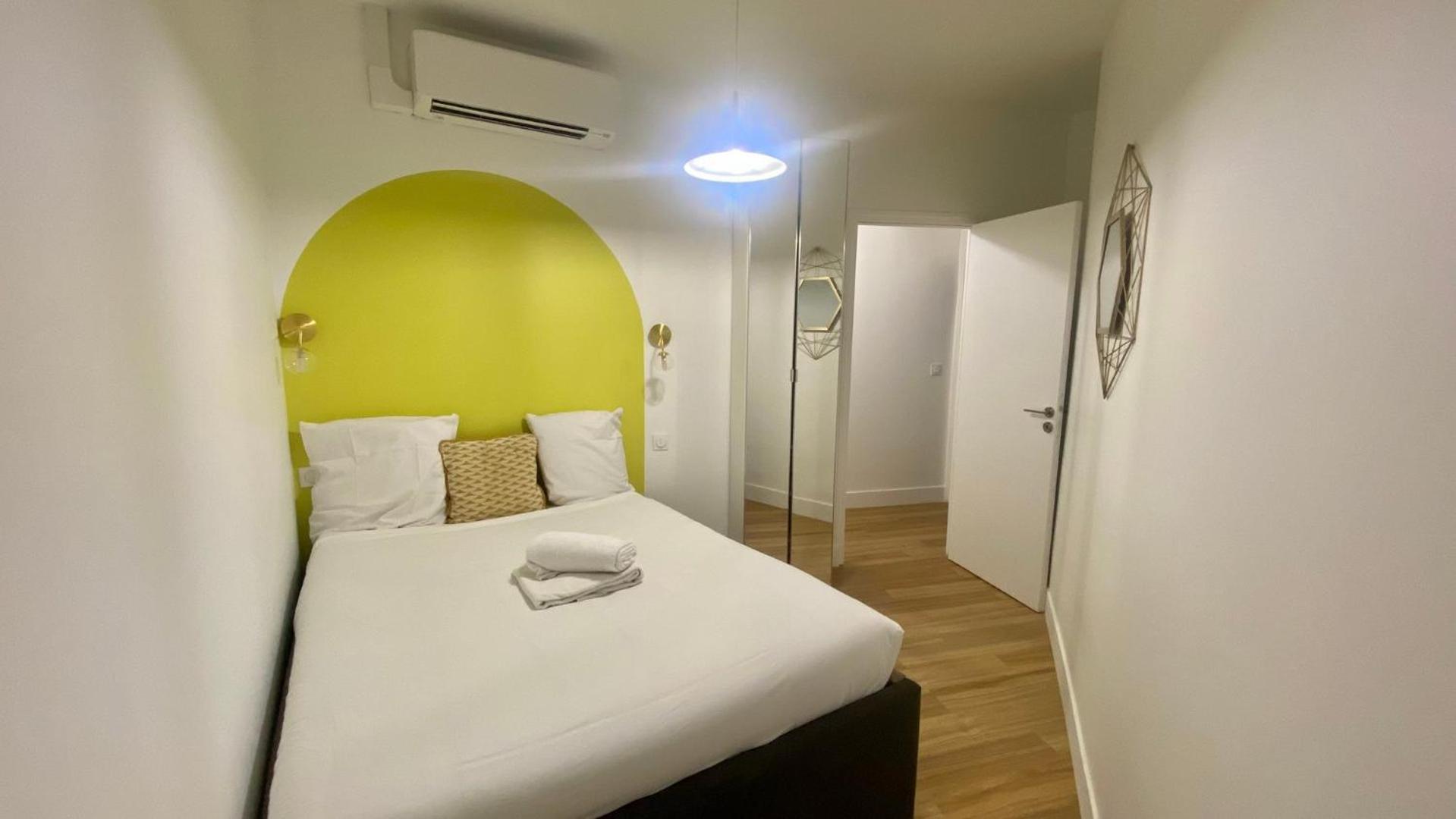 Appartement Lumineux Proche Saint-Lazare - 8P Париж Экстерьер фото